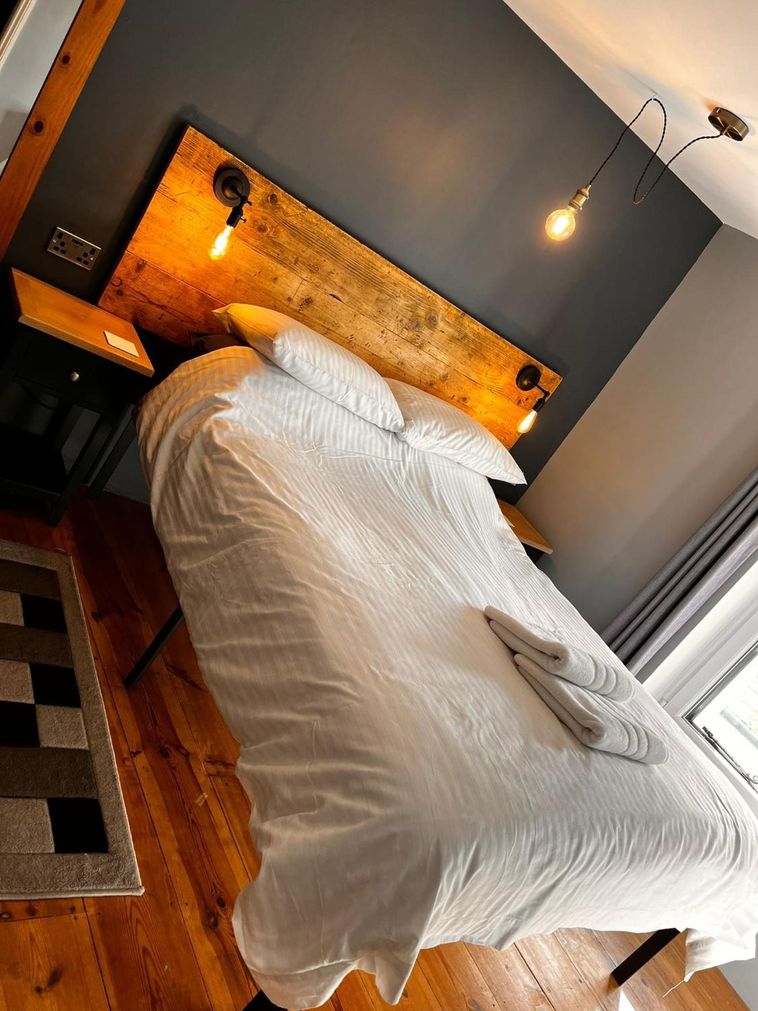 Bed and Breakfast Old Manor House à Axbridge Extérieur photo